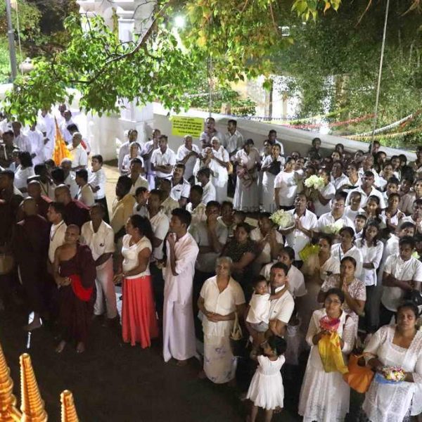 vishvaparami_ruwanweliseya_goldpuja(116)