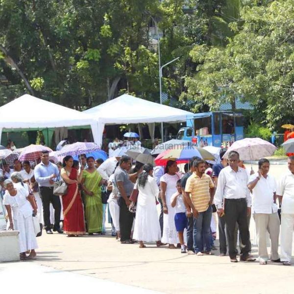 vishvaparami_ruwanweliseya_goldpuja(117)