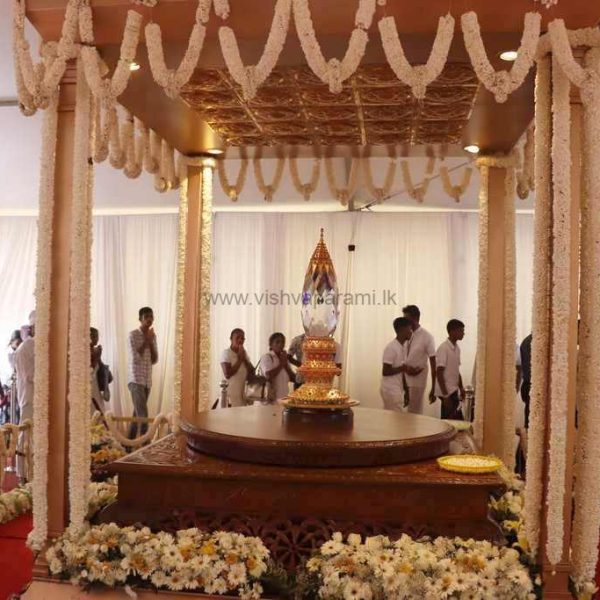 vishvaparami_ruwanweliseya_goldpuja(147)