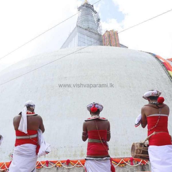 vishvaparami_ruwanweliseya_goldpuja(193)