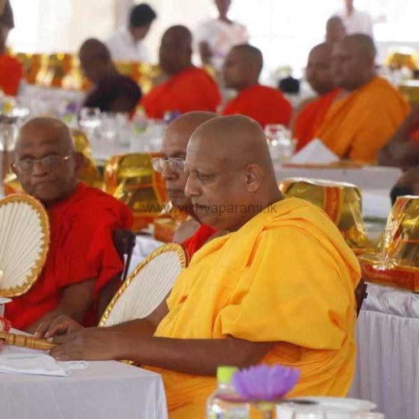 vishvaparami_ruwanweliseya_goldpuja(194)