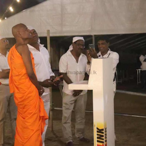 vishvaparami_ruwanweliseya_goldpuja(210)
